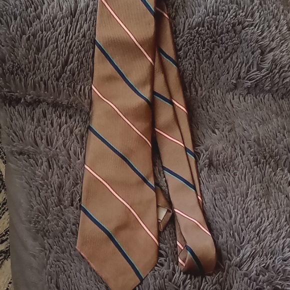 Men's Vintage Bill Blass and Berry Burk Collab Silk Necktie - Picture 6 of 6